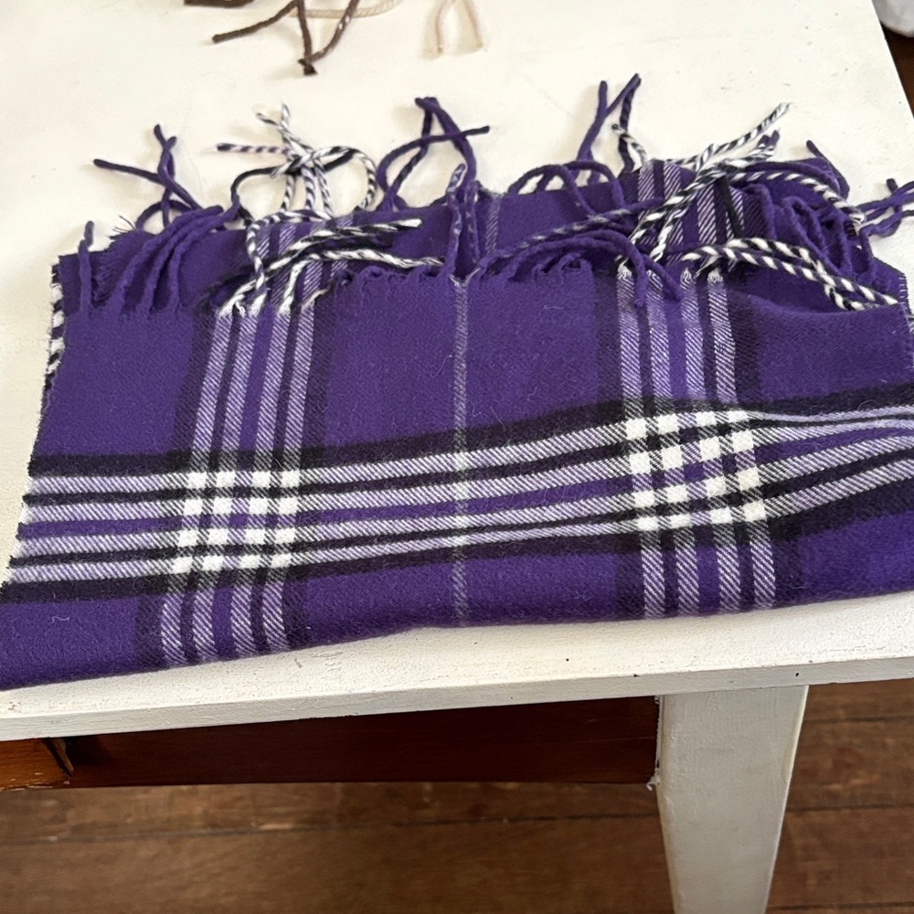 Colorful Patterned Scarves Collection - Picture 3 of 6
